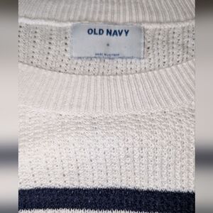 Old Navy Women's White and Navy Striped Crewneck Top